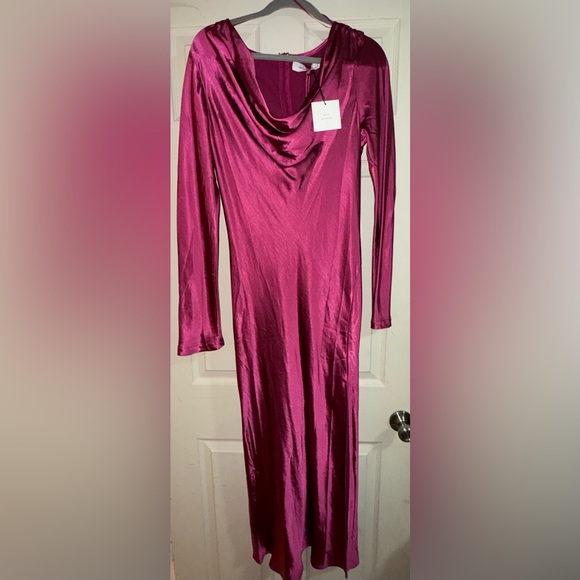 Merletta Midi Dress by Gingam & Heels - Picture 2 of 5